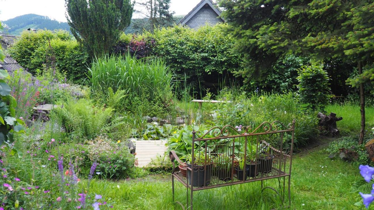 Apartamento Urlaub Im Naturgarten Bergneustadt Exterior foto